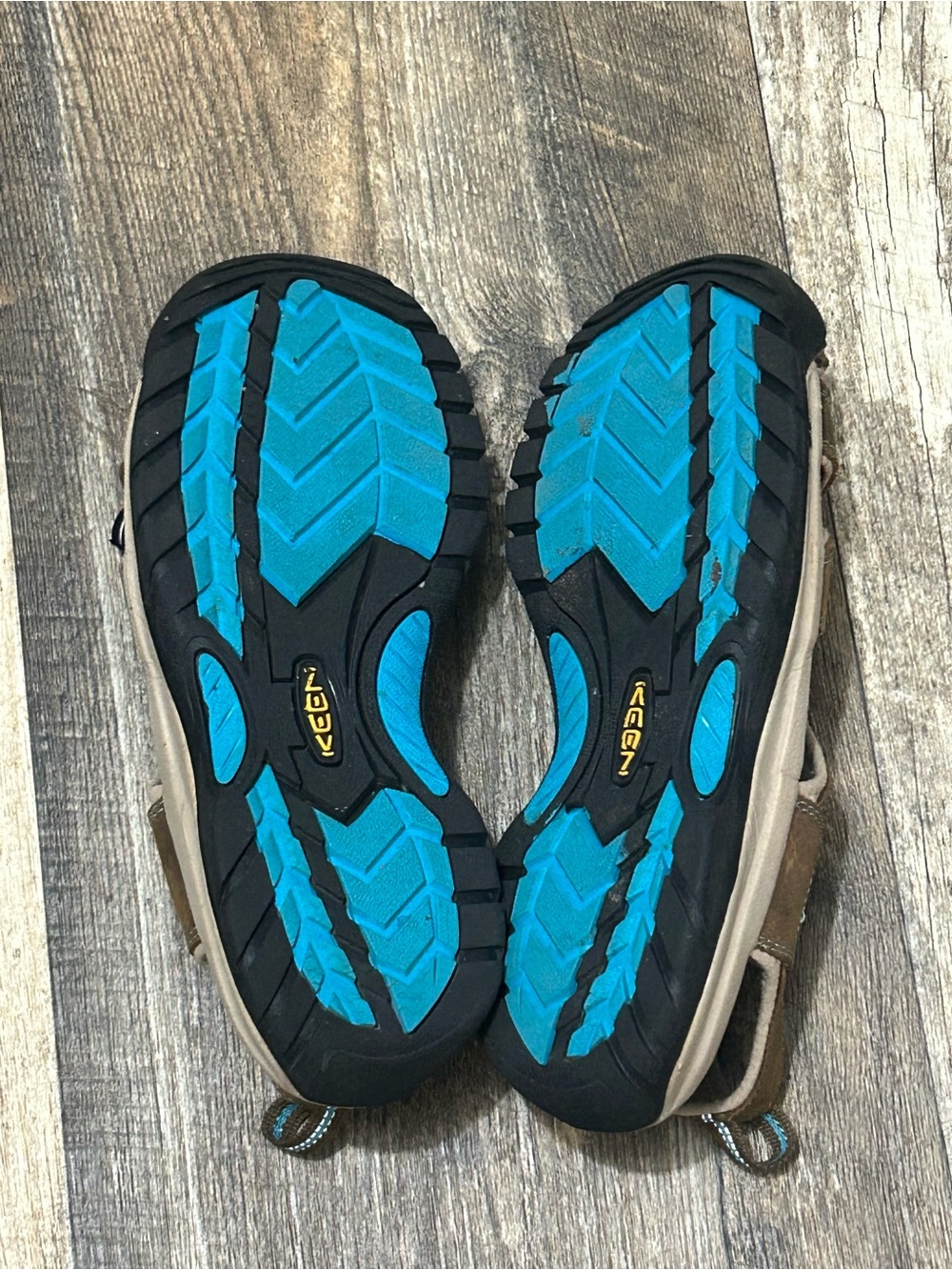 Keen 1003993 Venice Women's
Water Sandals Brown Caribbean
Sea US 11 - Picture 5 of 6